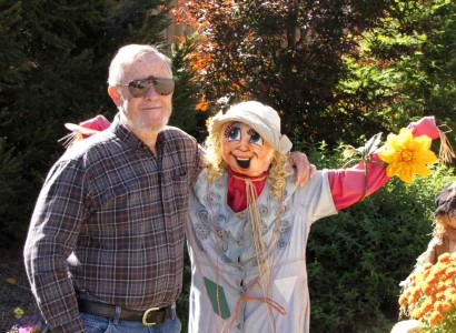 The Farmer picture of man and scarecrow